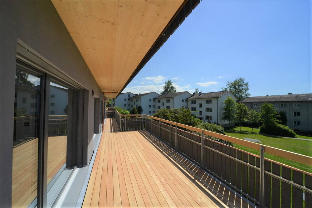 Aufstockung MFH Monreposweg 24, Bern Aufstockung MFH Monreposweg 24, Bern